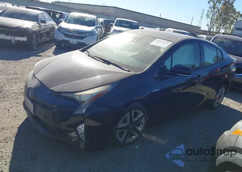 2016 Toyota Prius Three Touring z USA, uszkodzony, nr VIN JTDKARFU9G3522090